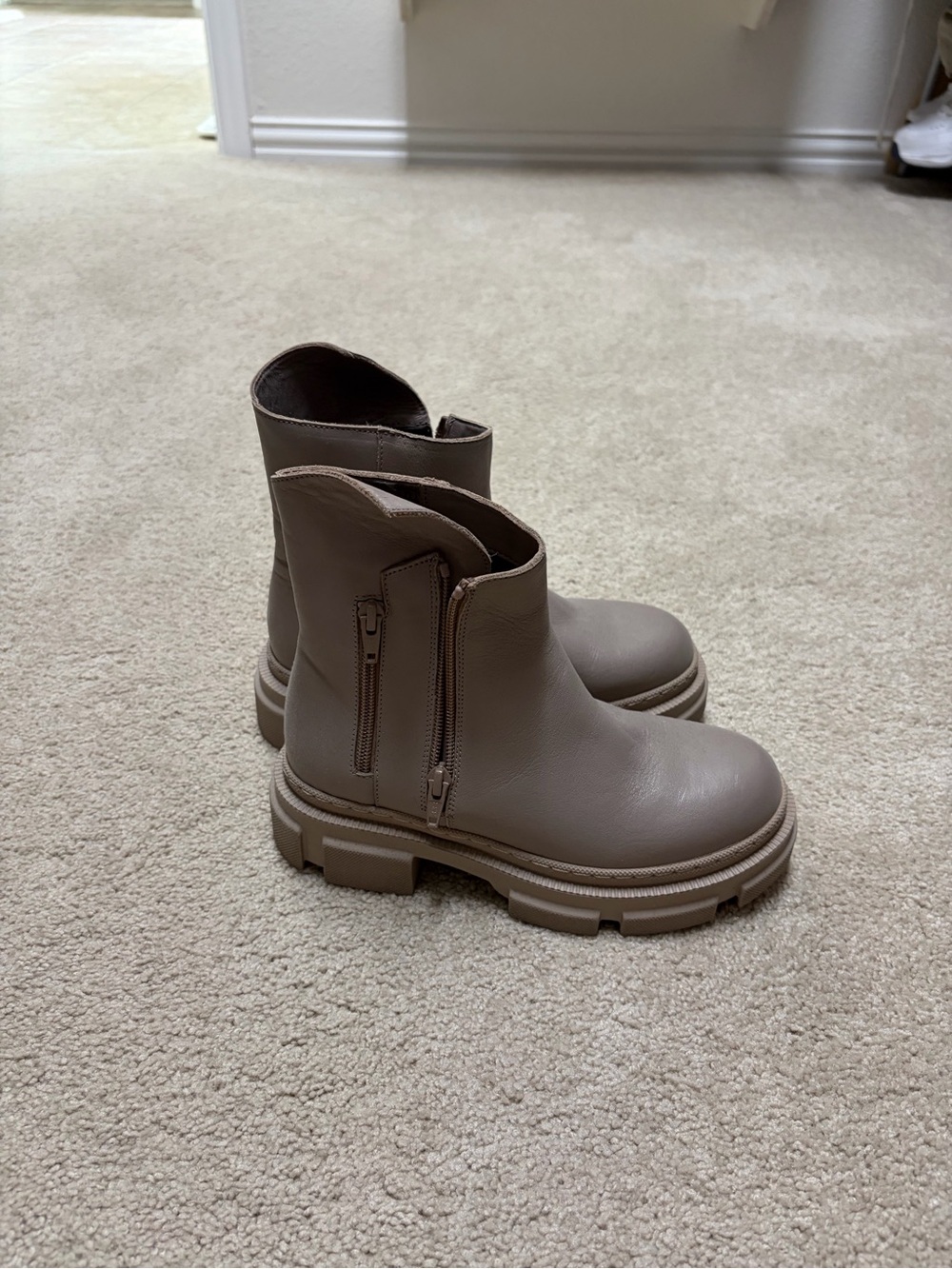 Sheridan Mia beyond moto platform boot